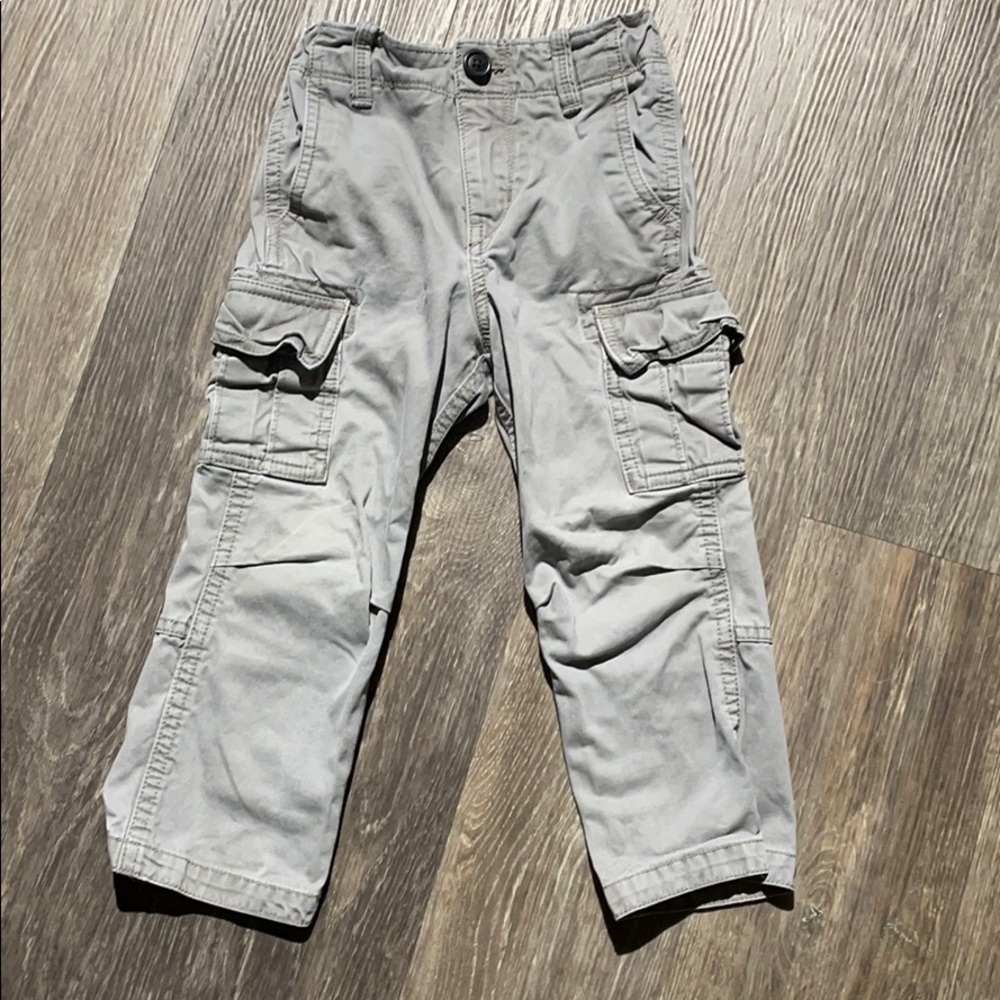 4/$20 Gap Boys Grey Cargo Pants Sz 3